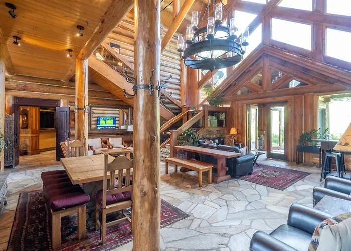 Bright 1Br Condo - Walk To Gondola!
