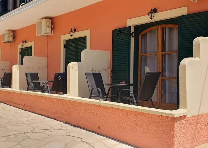 Paleo Inn Hotel