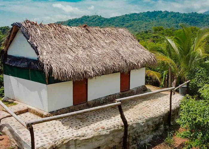 HOSTAL MIRADOR dentro del parque tayrona