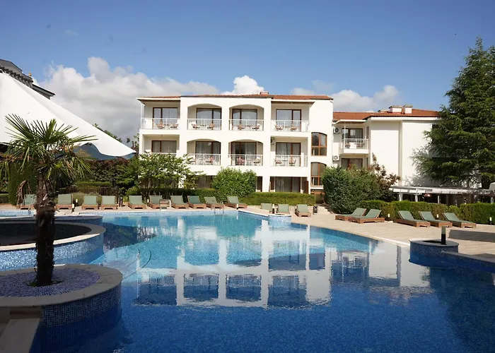 Paradise Bay Hotel