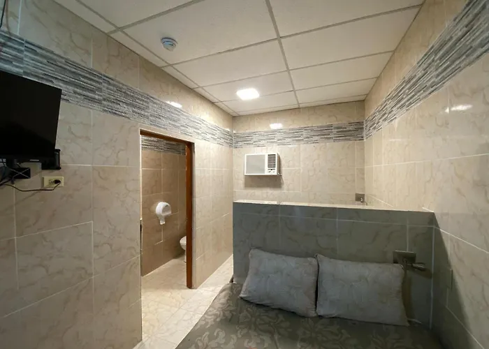 Windmill Hostal
