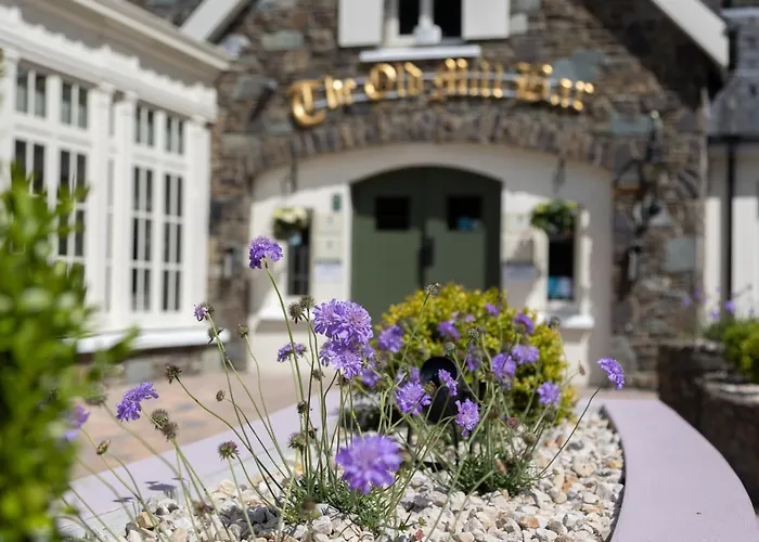 Killarney Heights Hotel