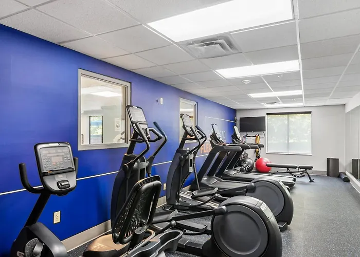 Holiday Inn Express & Suites Maumelle By Ihg