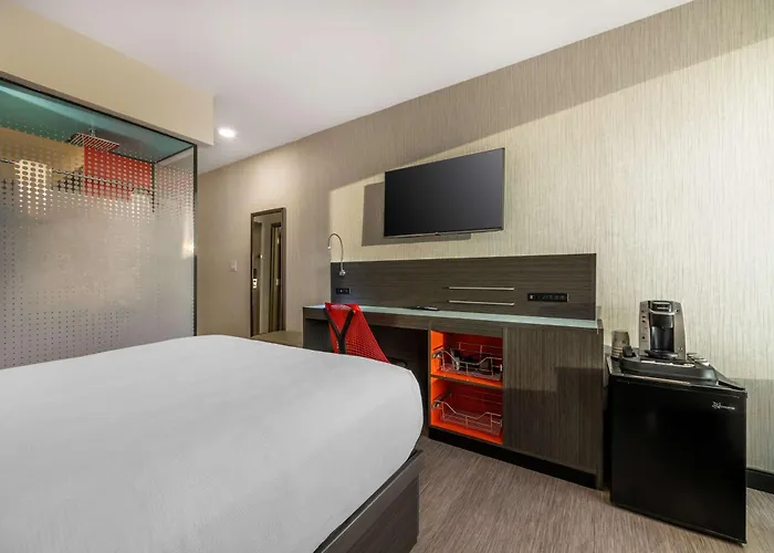Best Western Premier Springfield Plaza District Hotel