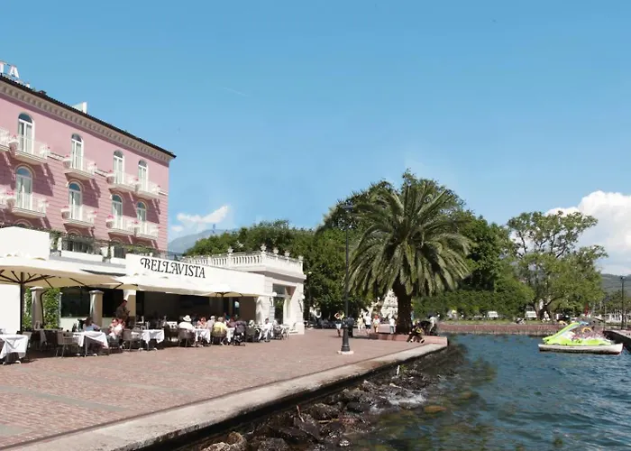 Bellavista Lakefront