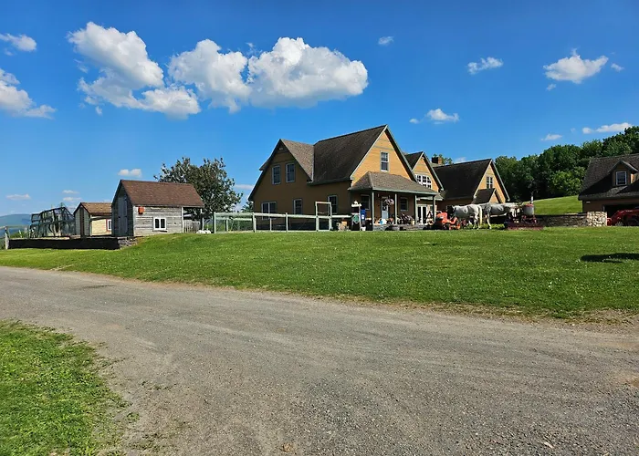 Clover Hill Farm & Country Inn