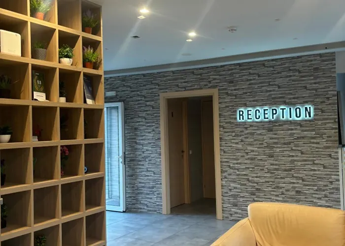 3 Island View Hotel