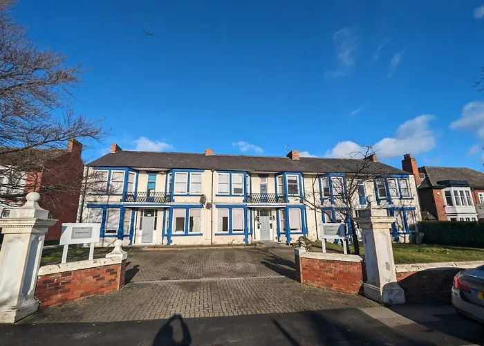 Eastbourne Lodge
