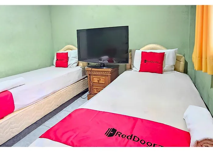 Reddoorz At Linggarjati Kuningan