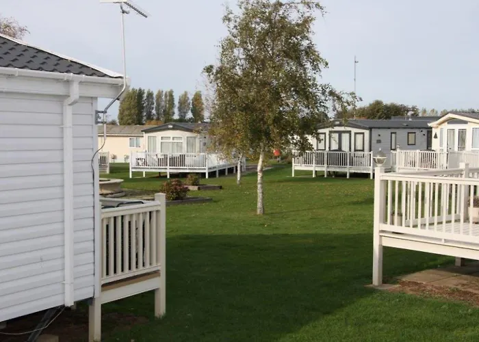 Place2Bee,Family & Pet Friendly 6 Berth Caravan, Manor Park Hunstanton