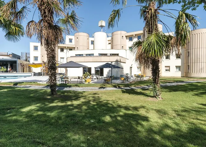 Brit Hotel Angers Parc Expo - L'Acropole