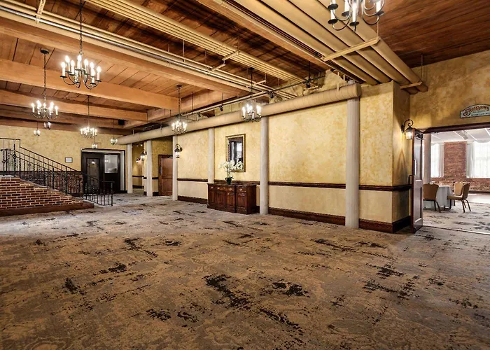 The Historic Brookstown Inn, Trademark Collection By Wyndham