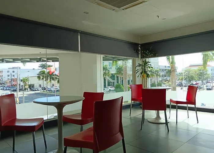 Fuller Hotel