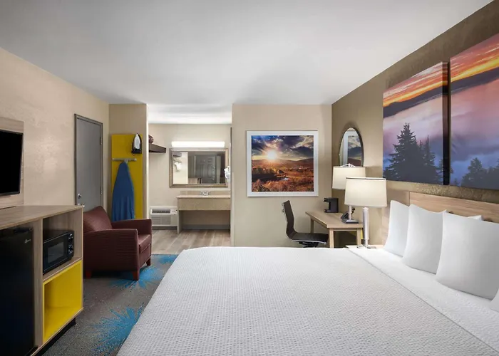 Days Inn By Wyndham Klamath Falls