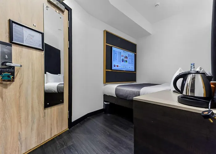 The Z Hotel Trafalgar
