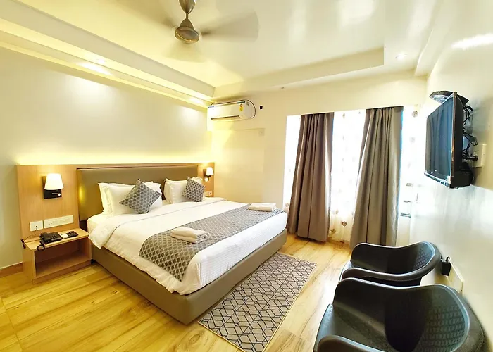 Hotel Grand Resort Puri হোটেল গ্র্যান্ড রিসোর্ট পুরী - Swimming-Pool-And-Garden, Near-Sea-Beach-And-Temple Fully-Air-Conditioned-Hotel With-Lift-Parking-And-Restaurant-Facility - A Luxury Collection Of Hotel - Best Hotel In Puri