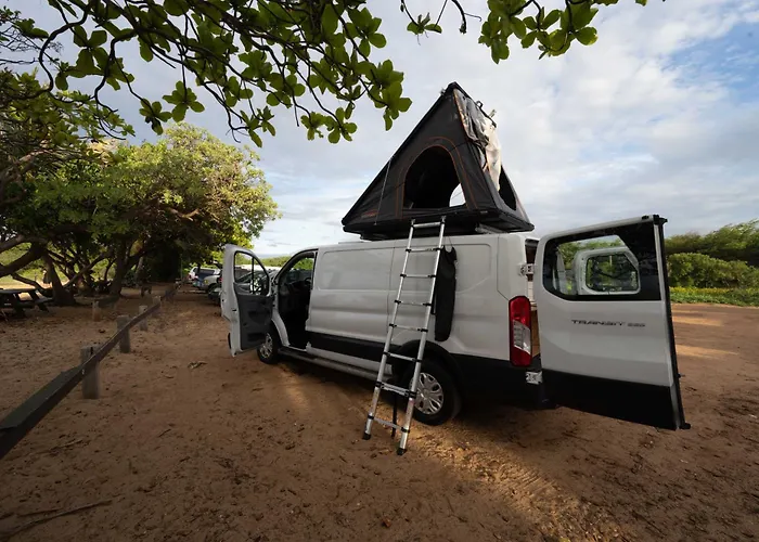 Campcar Maui Jeeps Suvs Hybrid Camper Van Rentals With Equipment And Travel Advice