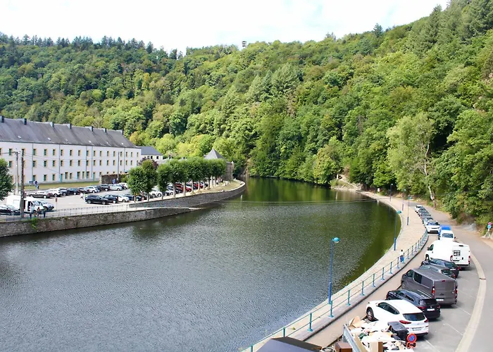 Maison De Vacances Bouillon 30 Personnes