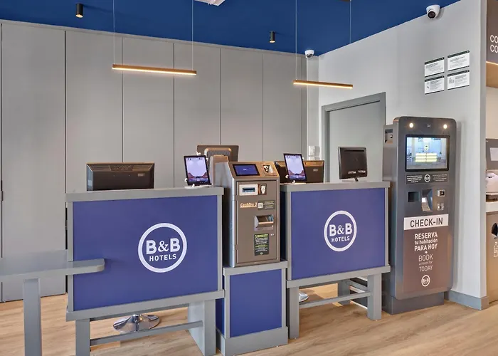 B&B Hotel Girona 2