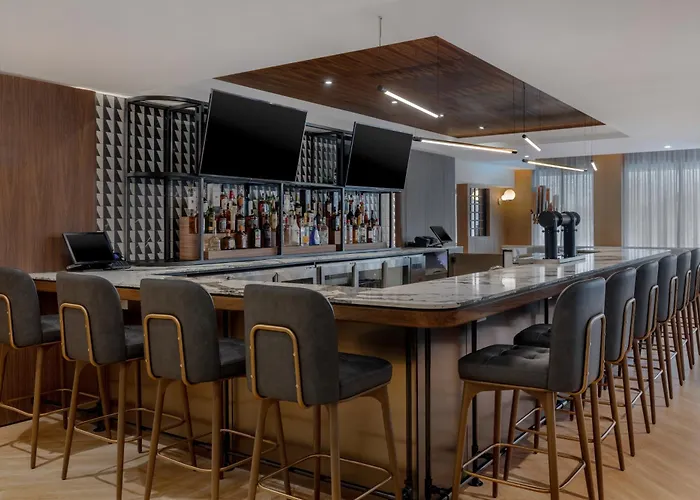 Doubletree By Hilton Kingston - Newly Renovated