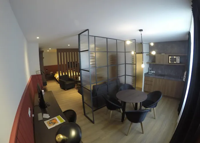 Logis Hotel Acacia