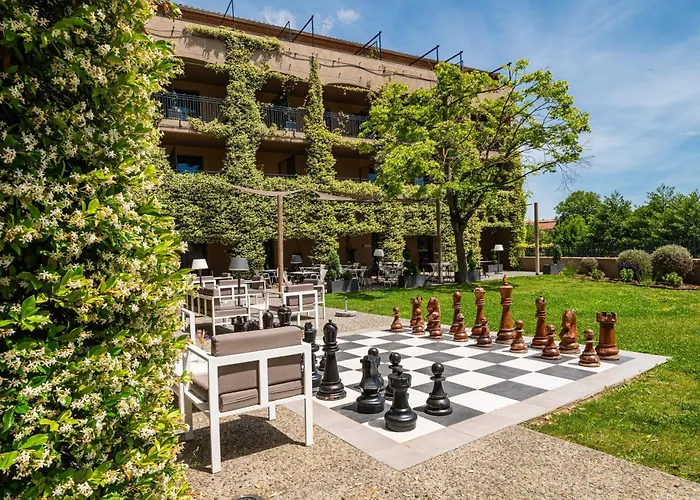 Hotel Du Roi & Spa By Sowell Collection