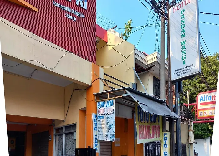 Reddoorz Syariah At Hotel Pandan Wangi Near Alun Alun Sidoarjo