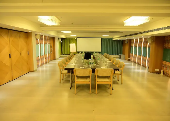 Pravasa Hotel Indore