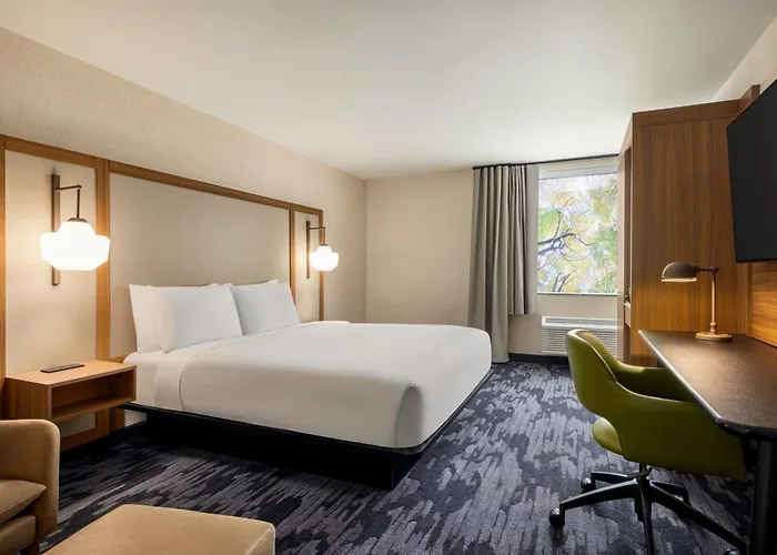 Fairfield By Marriott Inn & Suites Madison South