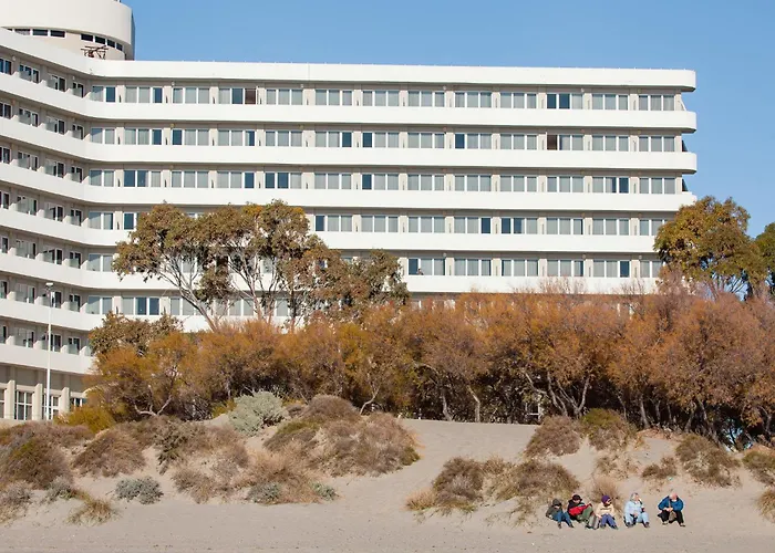 Rayentray Grand Hotel