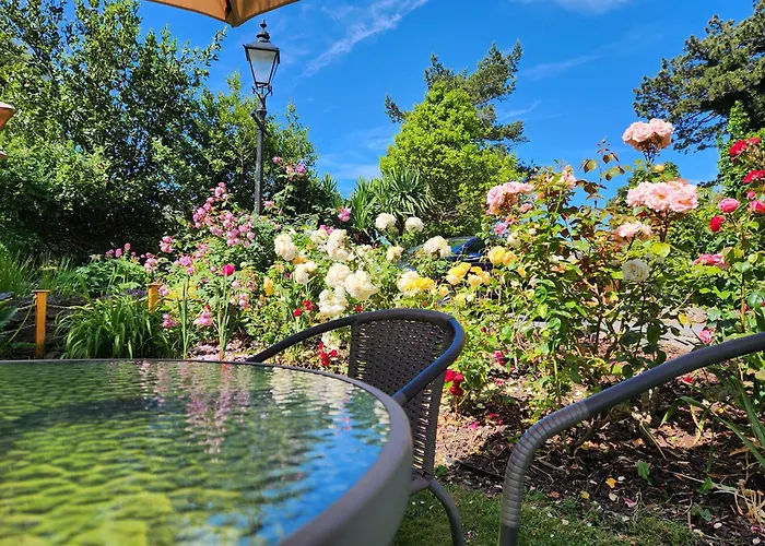 Rose Court Holiday Apartments