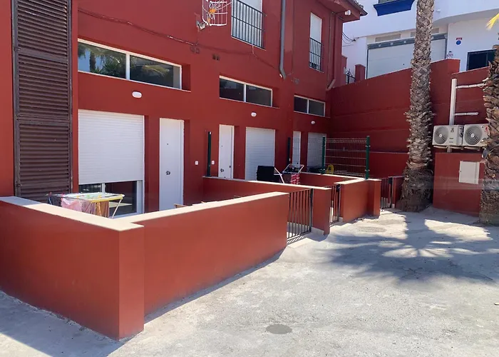 Los pinos Apartments