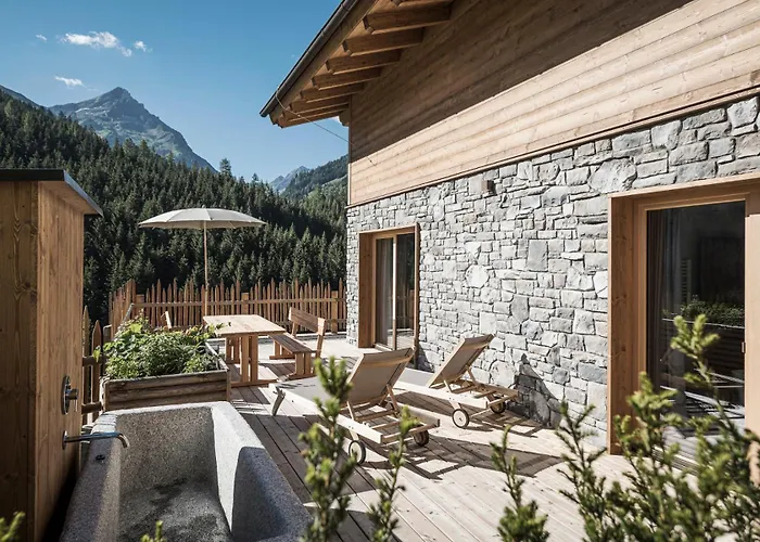 Farm Resort Geislerhof - Private Chalets