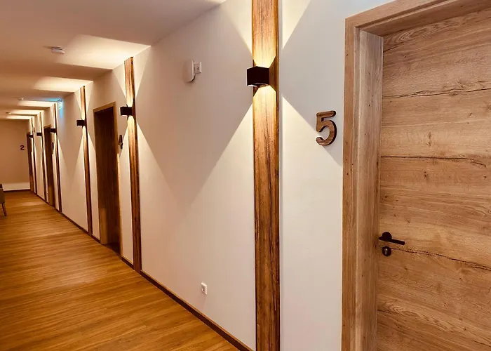 Hotel Gaststaette Weinbruecke