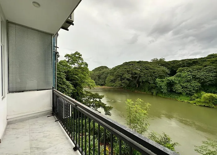 Varsity Villa