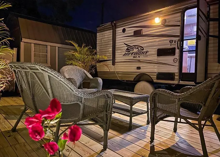 Camper Close To Beach With Bbq And Bicycles