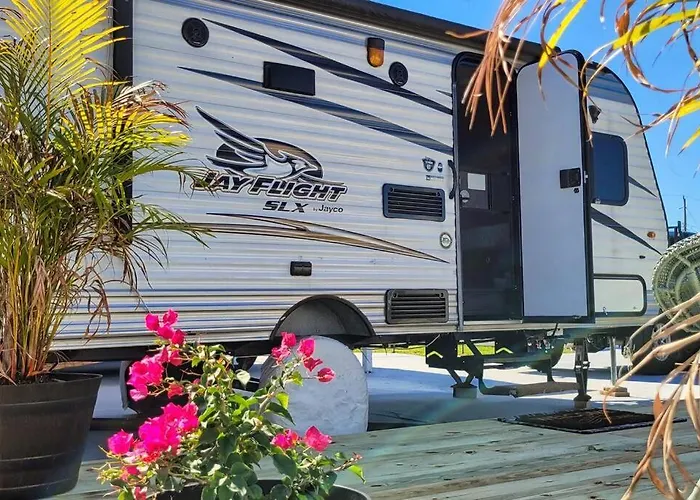 Camper Close To Beach With Bbq And Bicycles