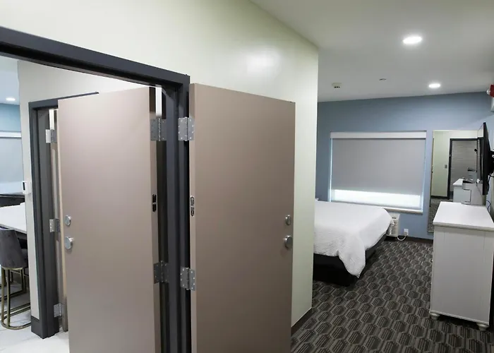 Holiday Inn Kansas City - Downtown By Ihg