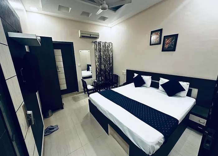 Sunshine Hotel