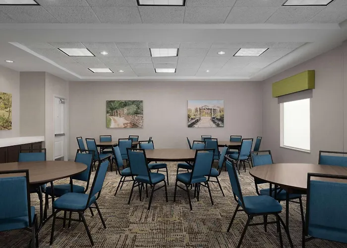 Hampton Inn & Suites Durham North I-85