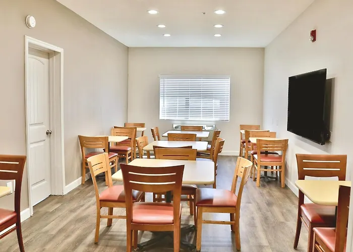 Baymont By Wyndham Tucson Airport
