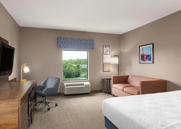 Hampton Inn & Suites Harrisburg