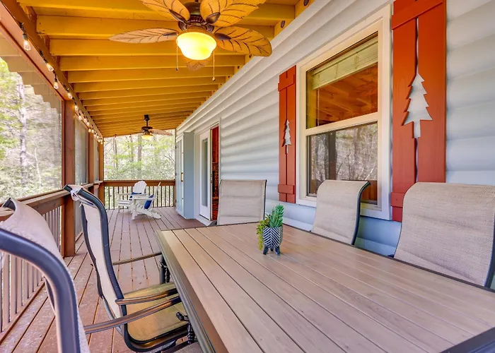 Blue Ridge Mountain Cabin Rental W/ Fire Pit!