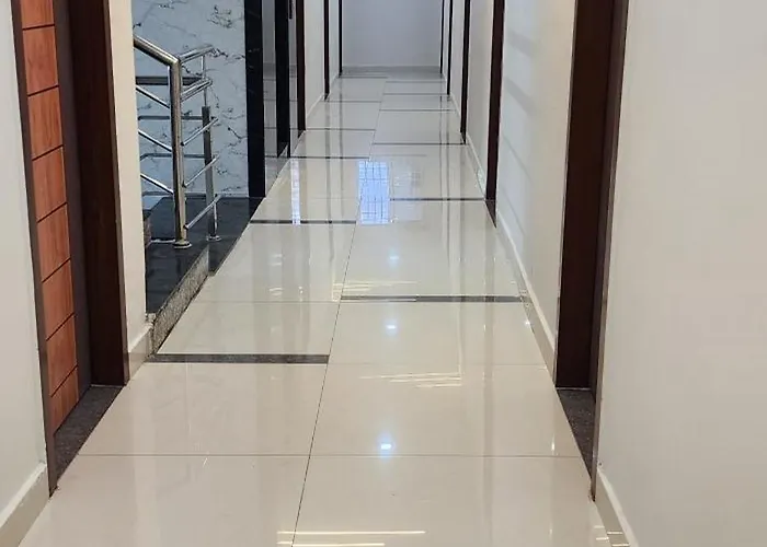 Hotel Dvr Grand
