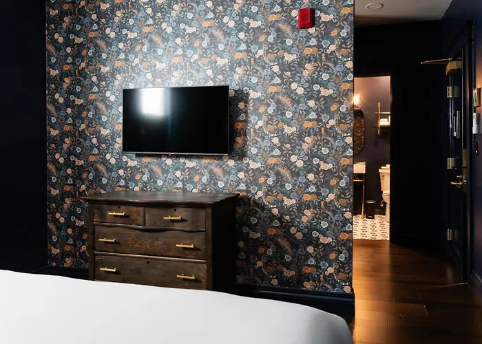 The Hotel Melrose