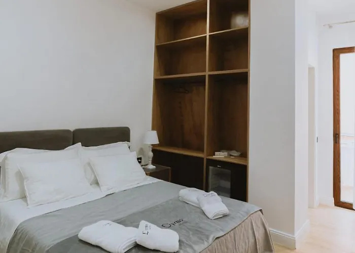 Dyrmo Hotel