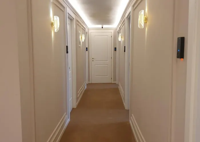 Appian Private Suites