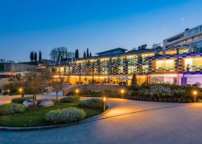 Eden Reserve Hotel