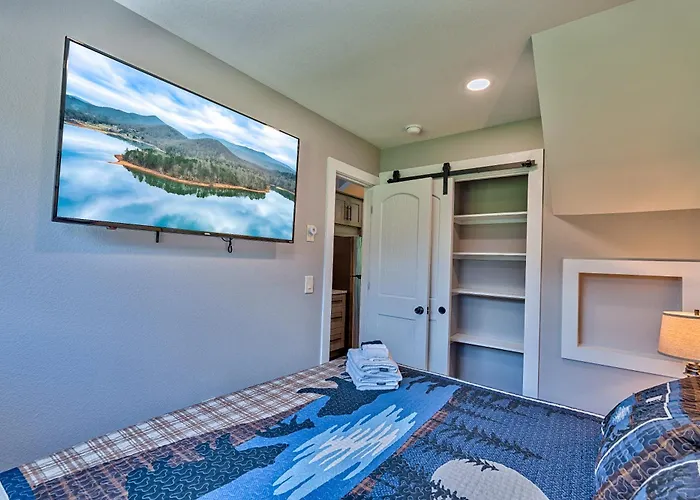 Retreat On The Lake