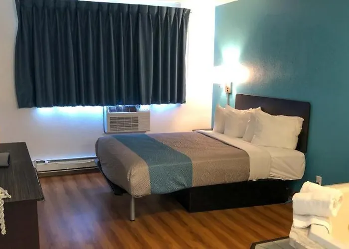 Motel6